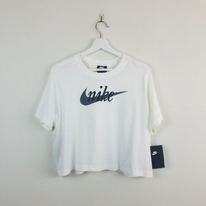 Nike Women's Black and White Crop Top